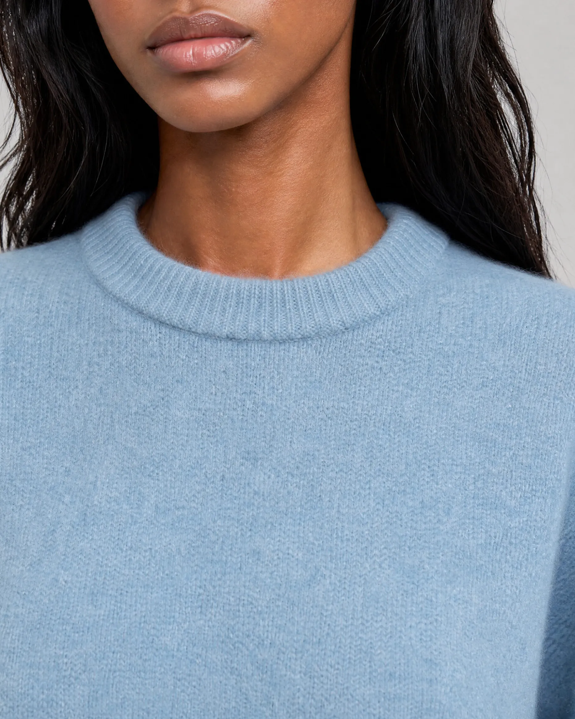 Pull en mohair mélangé bleu