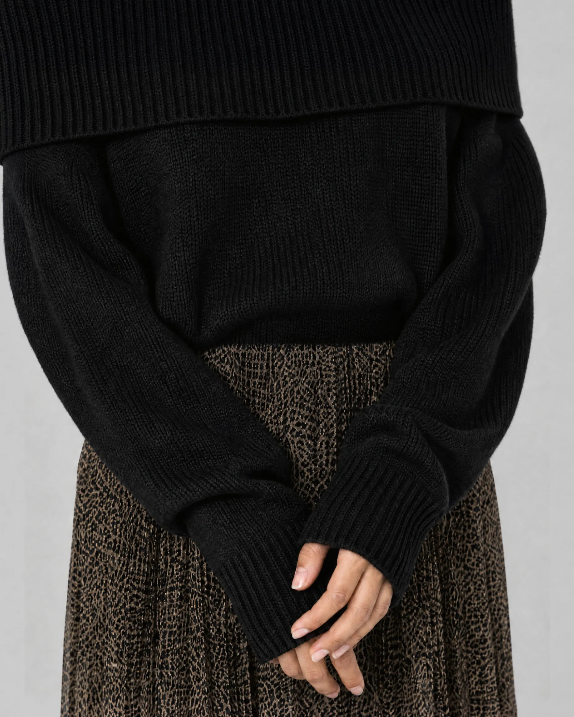Pull épaules dénudées en laine mérinos