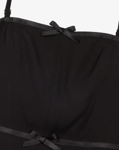 Robe courte avec détails de nœuds noire