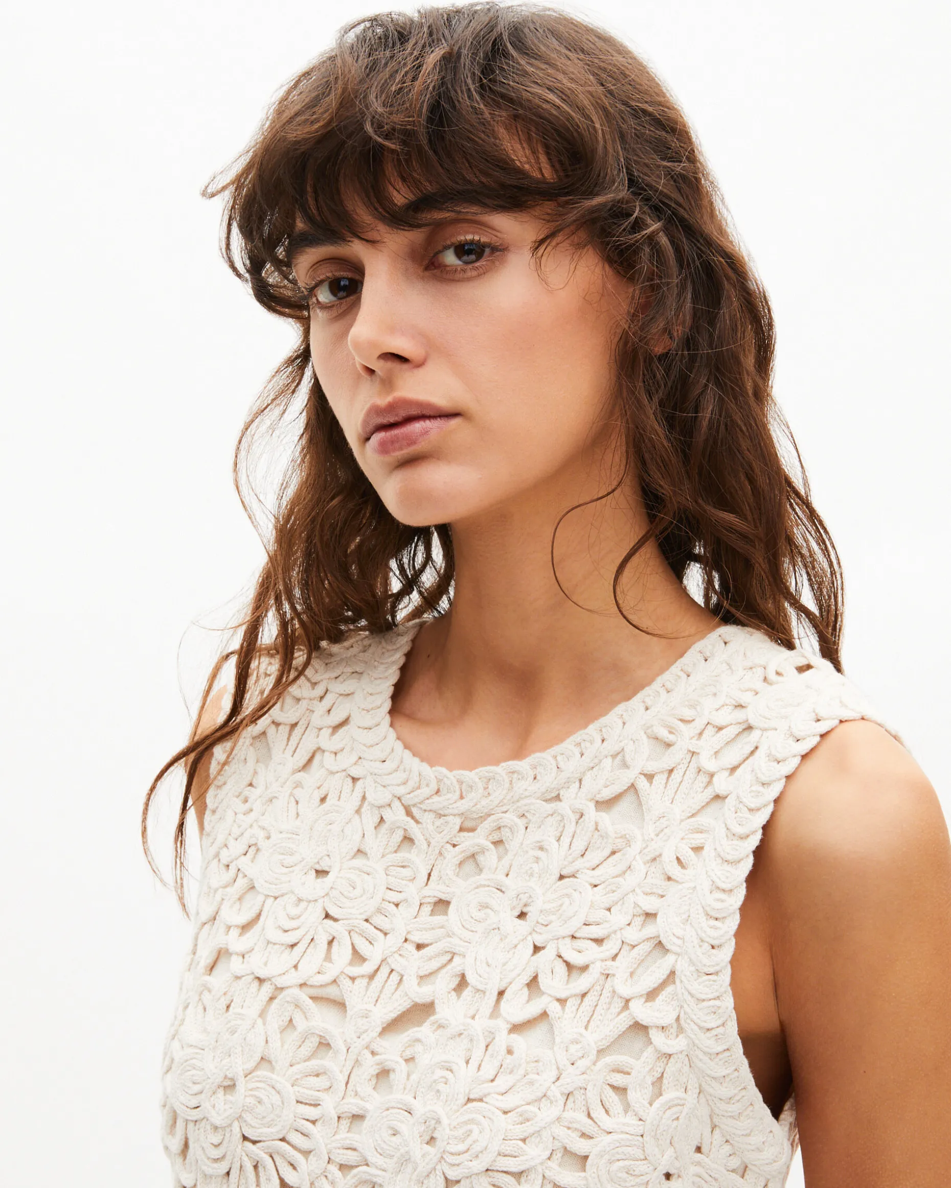 Robe courte en crochet écrue