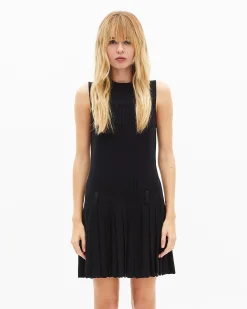 Robe courte en maille plissée marine