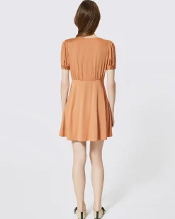 Robe courte orange clair