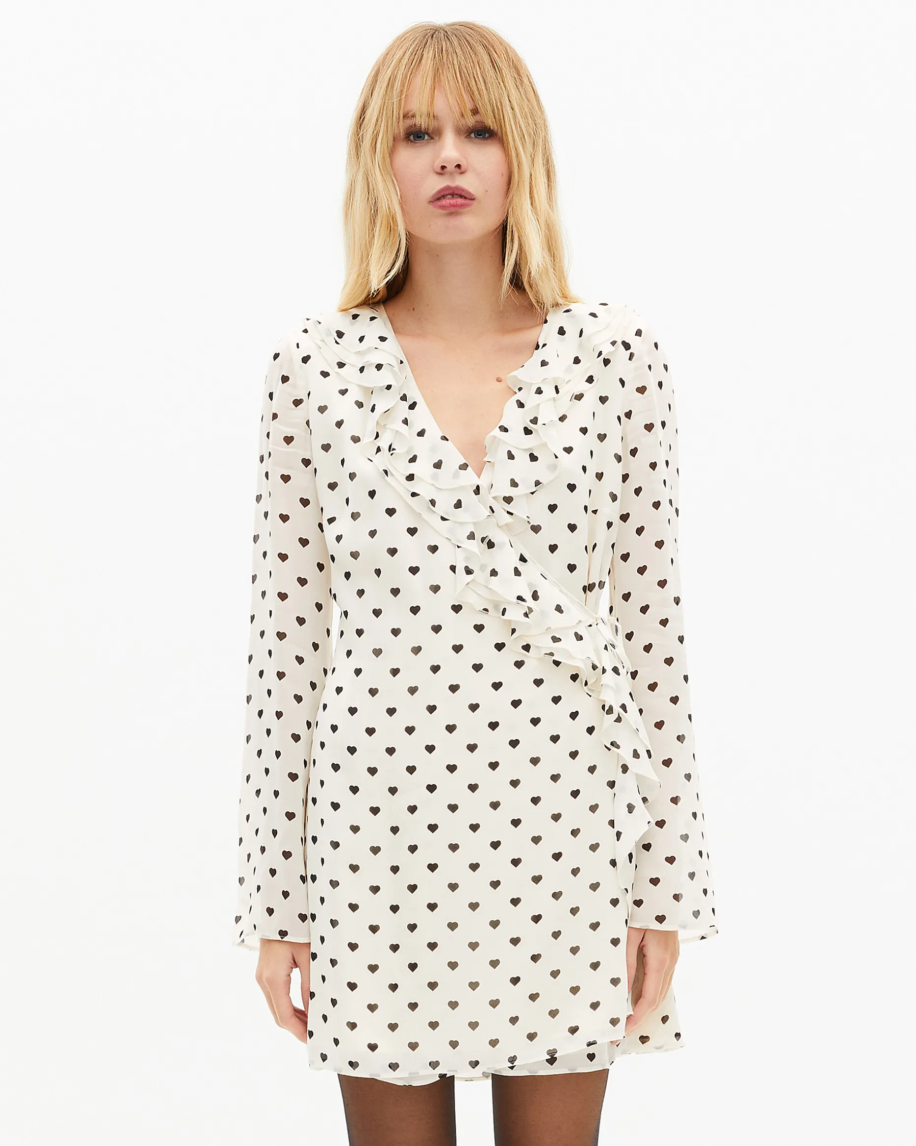 Robe courte portefeuille imprimé cœurs écrue