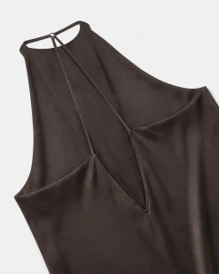Robe longue dos croisé en satin marron