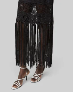 Robe longue dos nu avec franges en maille noire