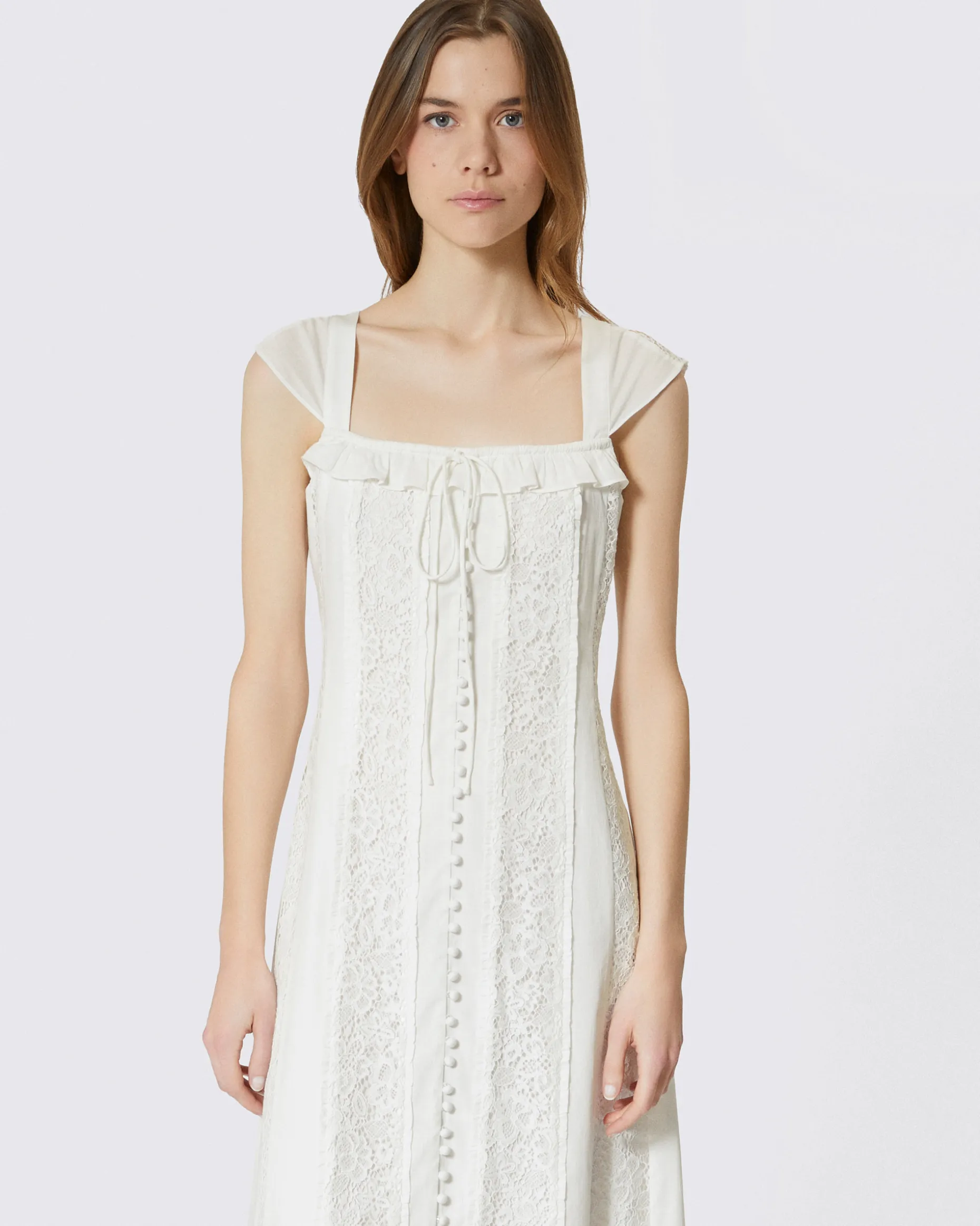 Robe longue en dentelle et coton écrue