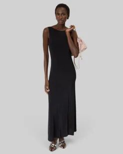 Robe longue en maille avec chaînes dos noire