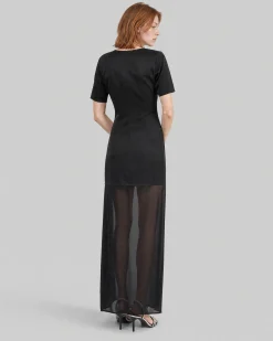 Robe longue en satin noire