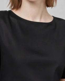 Robe longue en satin noire