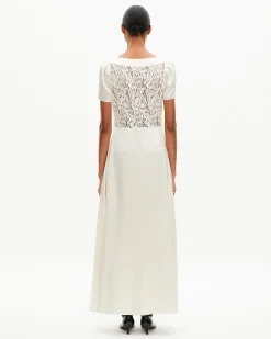 Robe longue en soie avec dentelle ecru