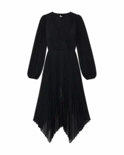 Robe longue plissée avec dentelle noire