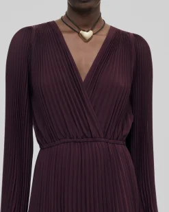Robe longue plissée bordeaux