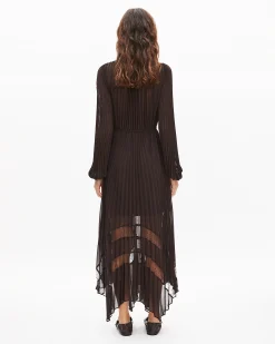 Robe longue plissée marron