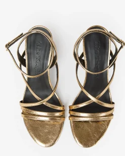 Sandales à talons en cuir doré