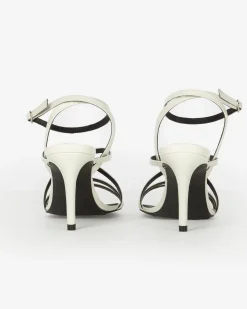 Sandales à talons en cuir vernis blanches
