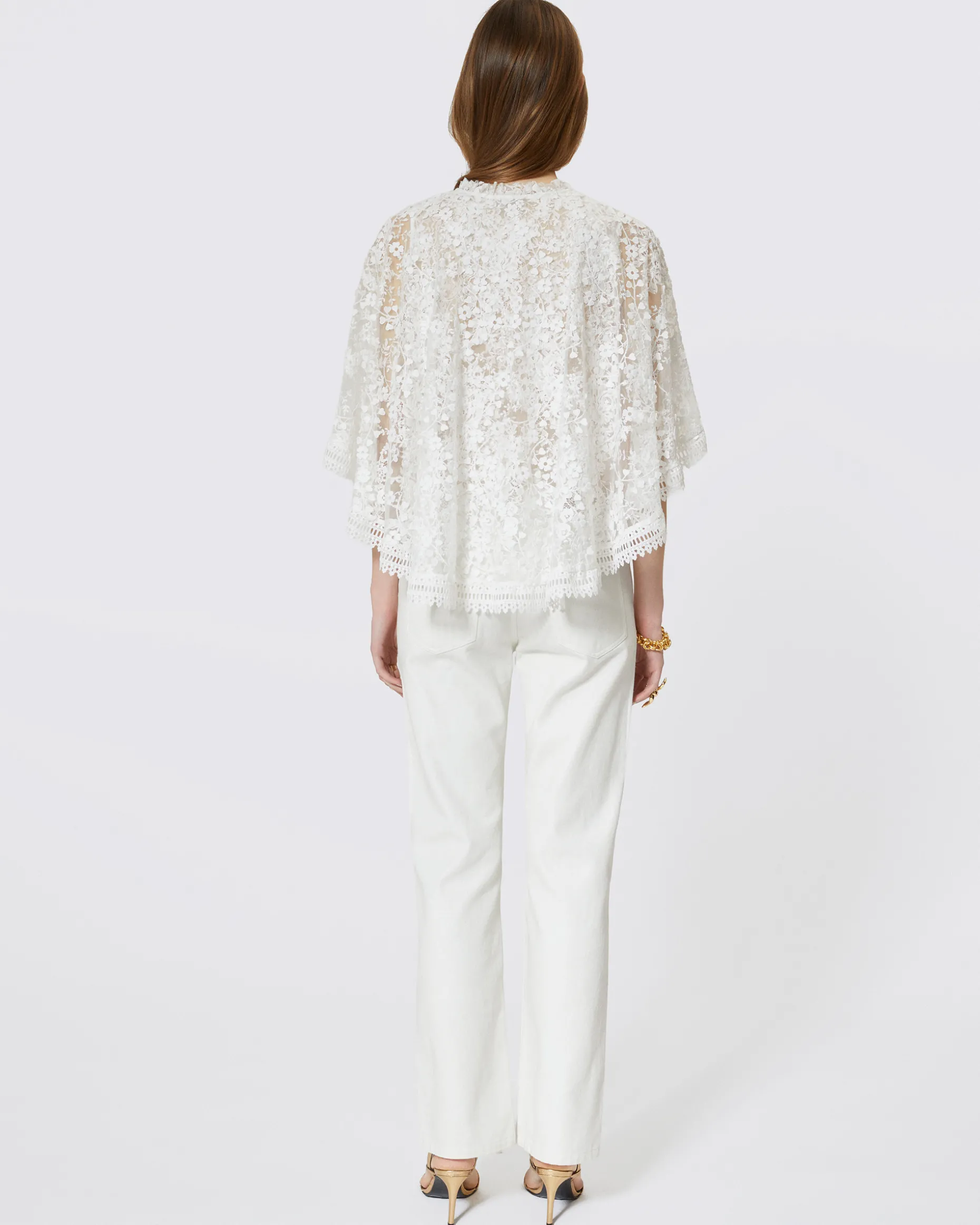 Top avec cape en dentelle écru