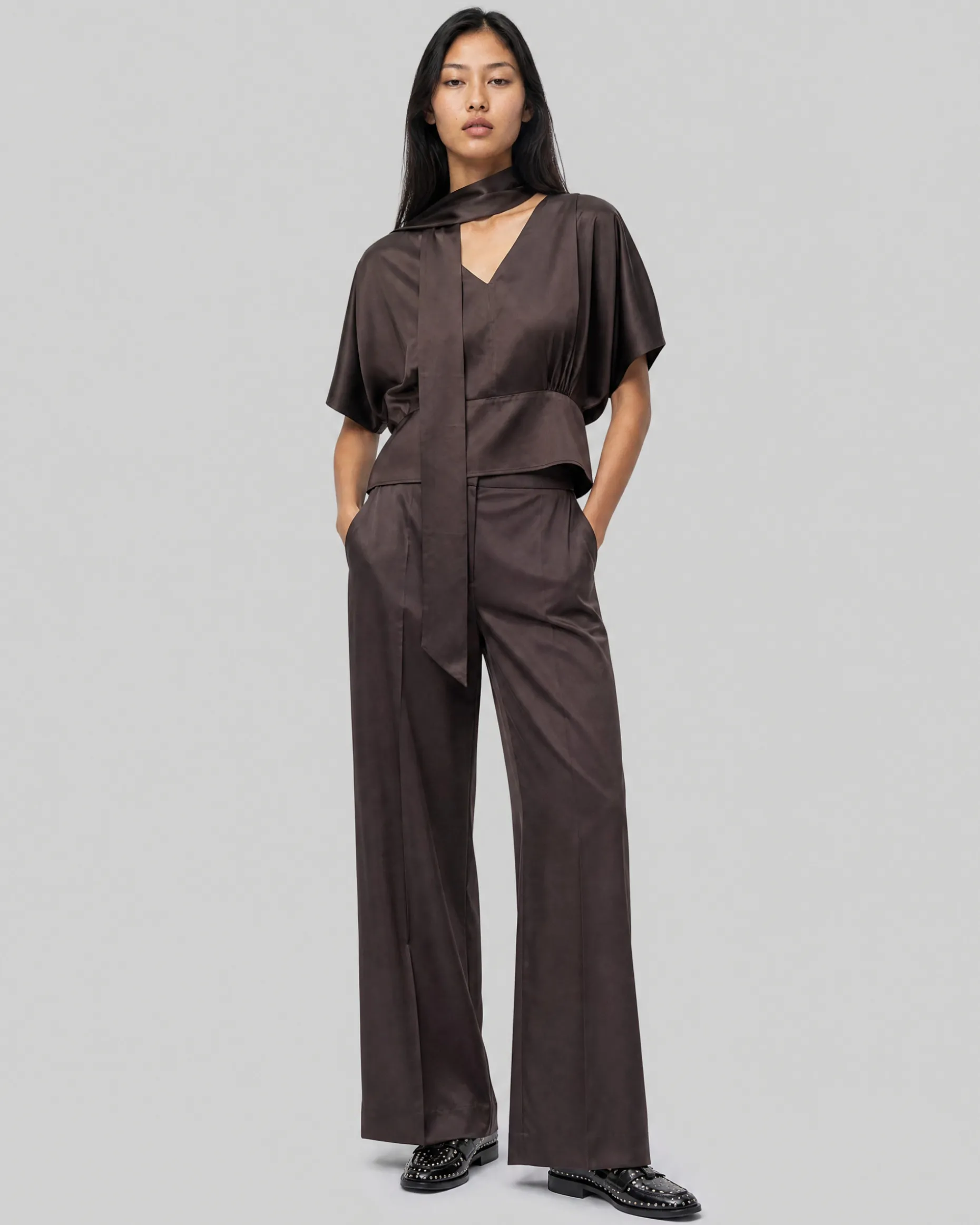 Top avec lavallière en satin marron
