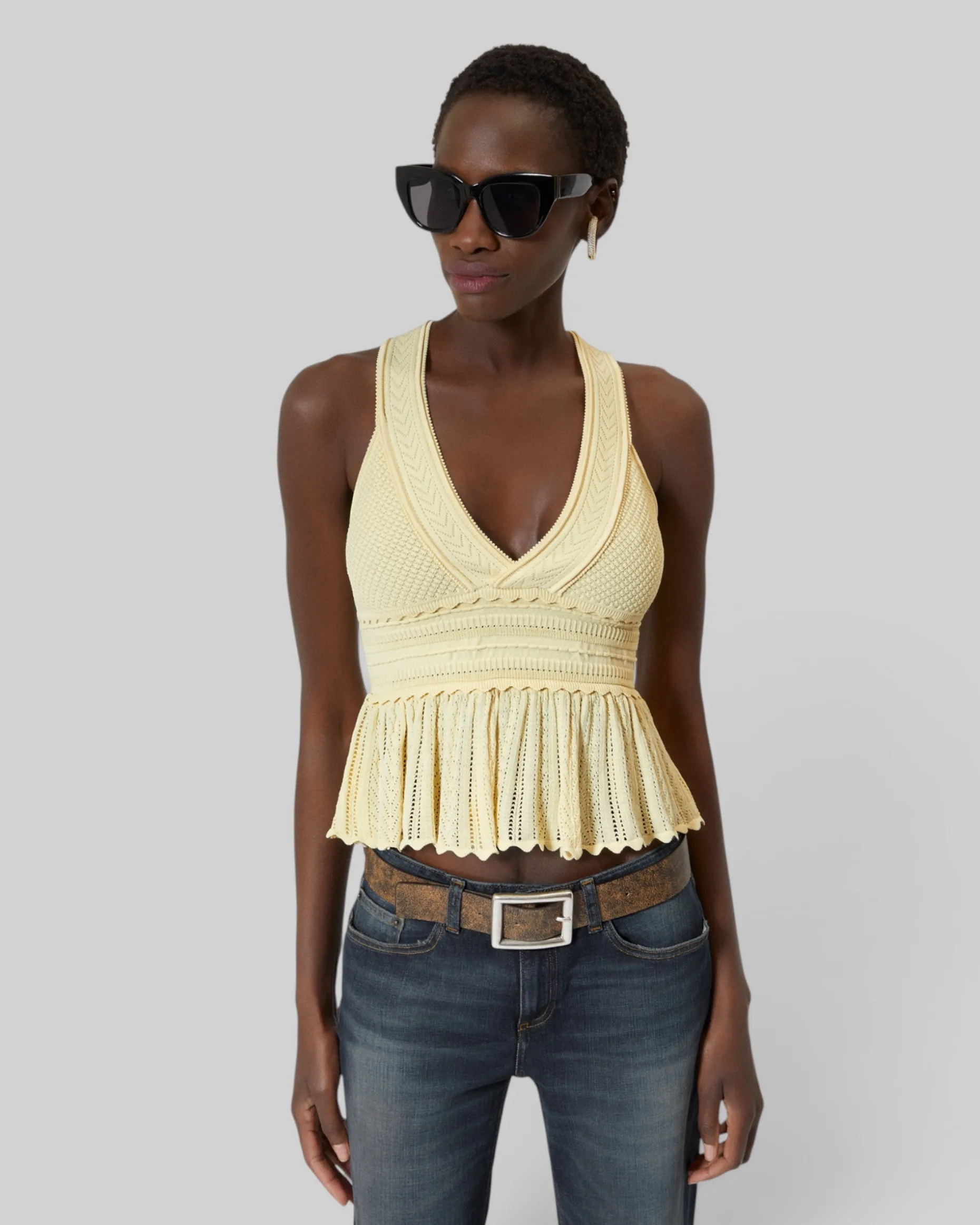 Top en maille ajourée jaune