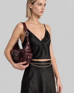 Top fines bretelles en satin noir