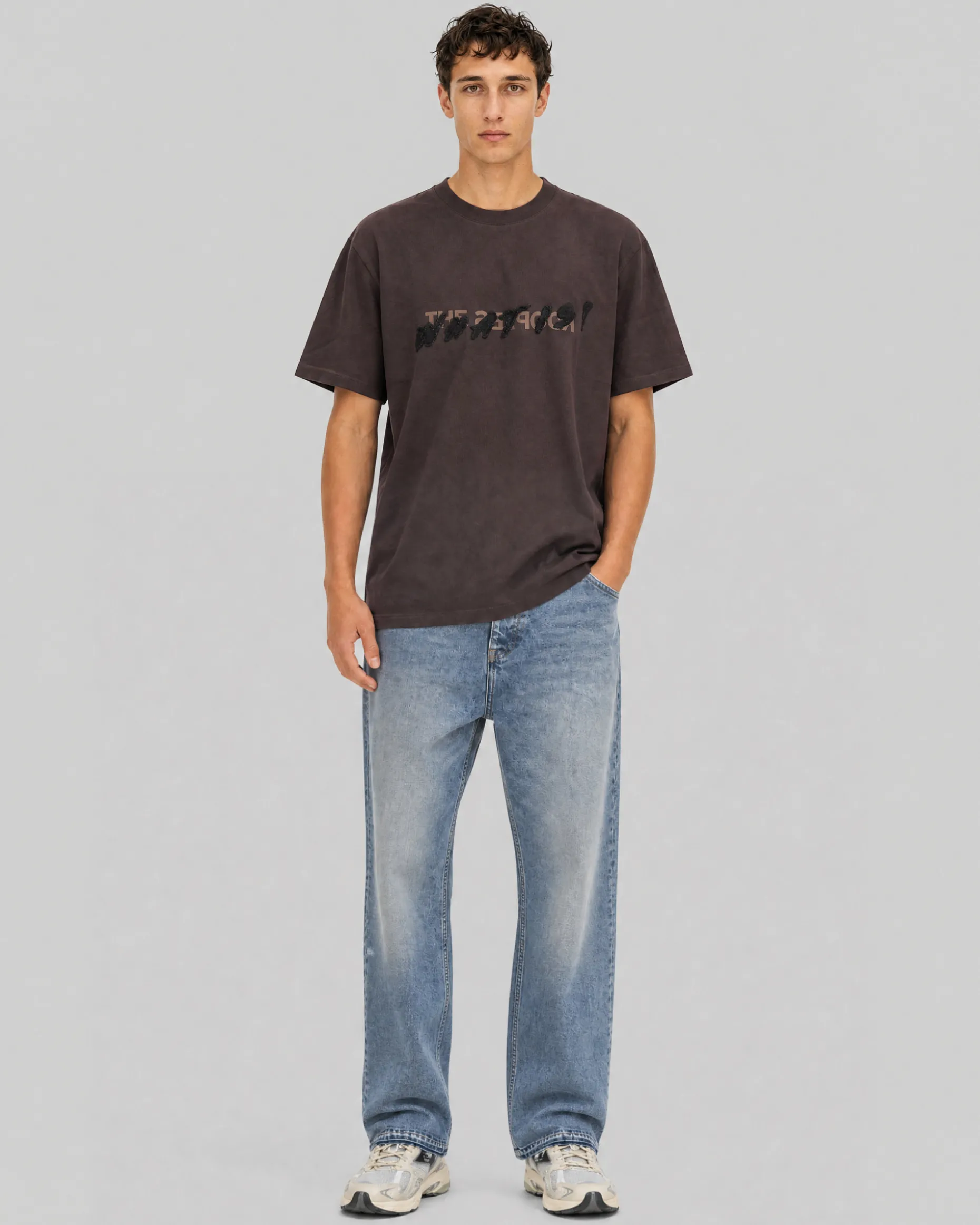 T-shirt patch denim What is marron