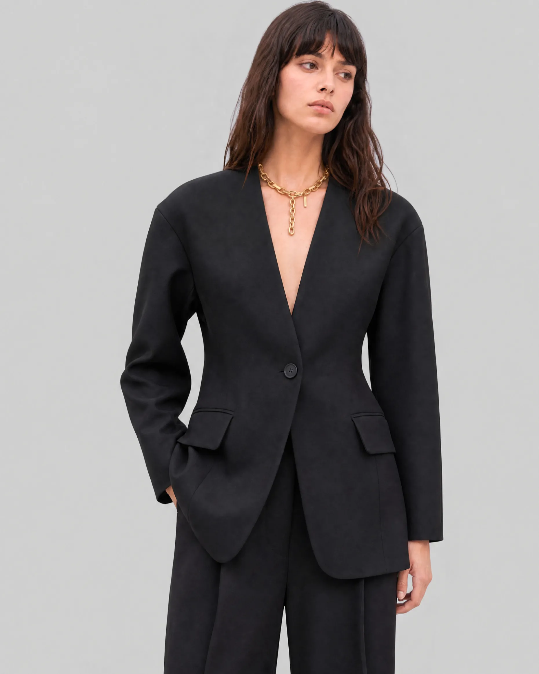 Veste en laine sans col noire