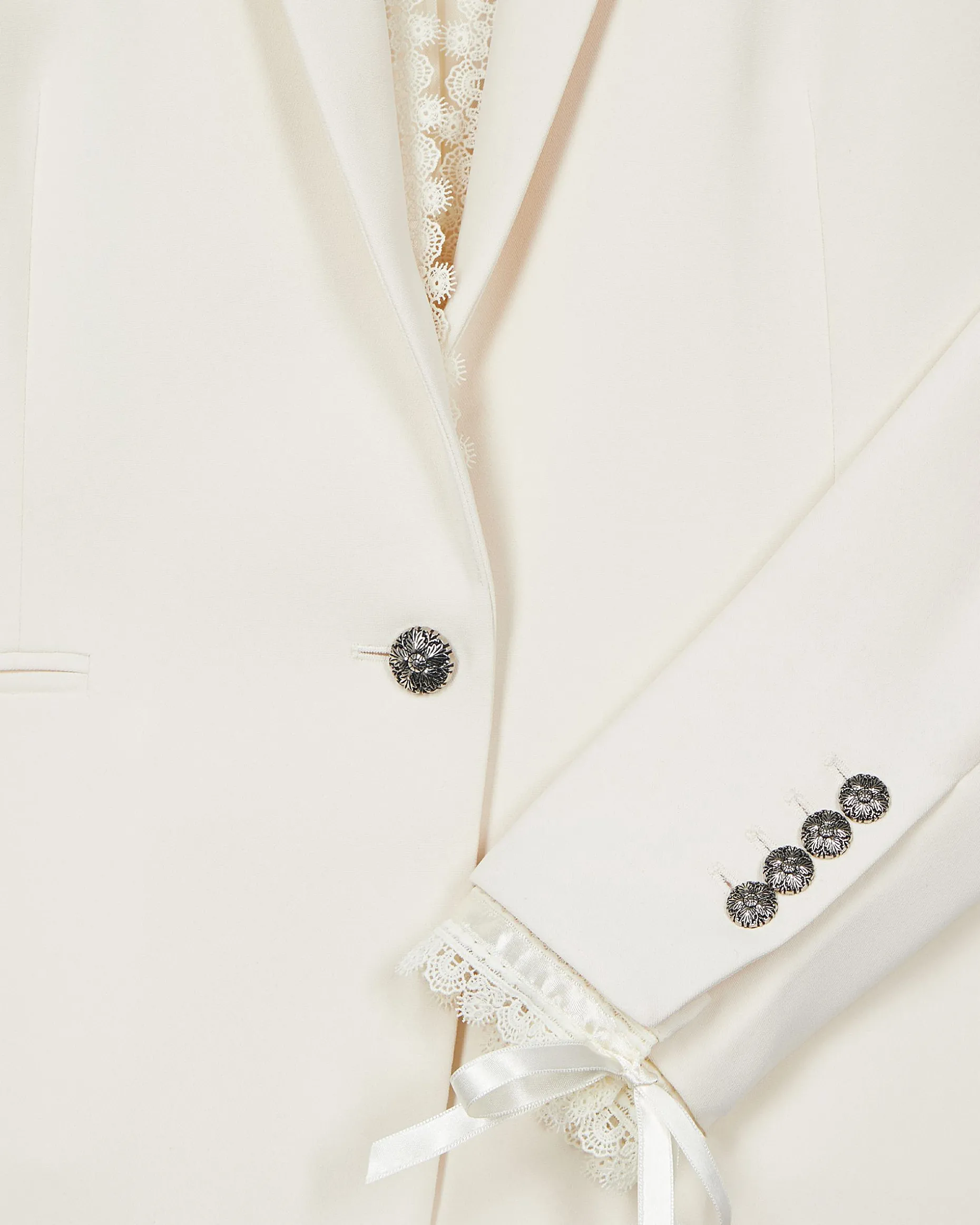 Veste tailleur avec bande dentelle écrue