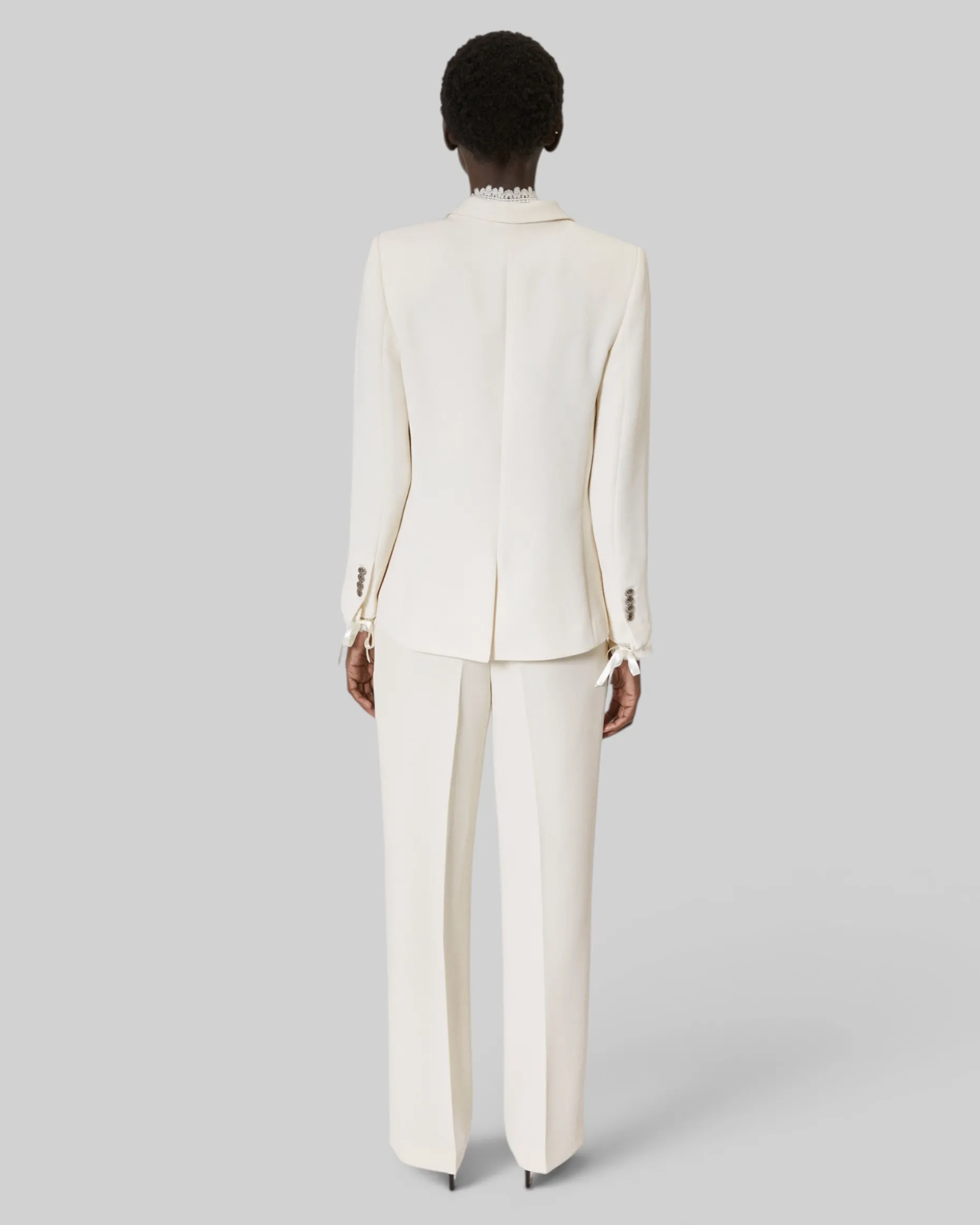 Veste tailleur avec bande dentelle écrue